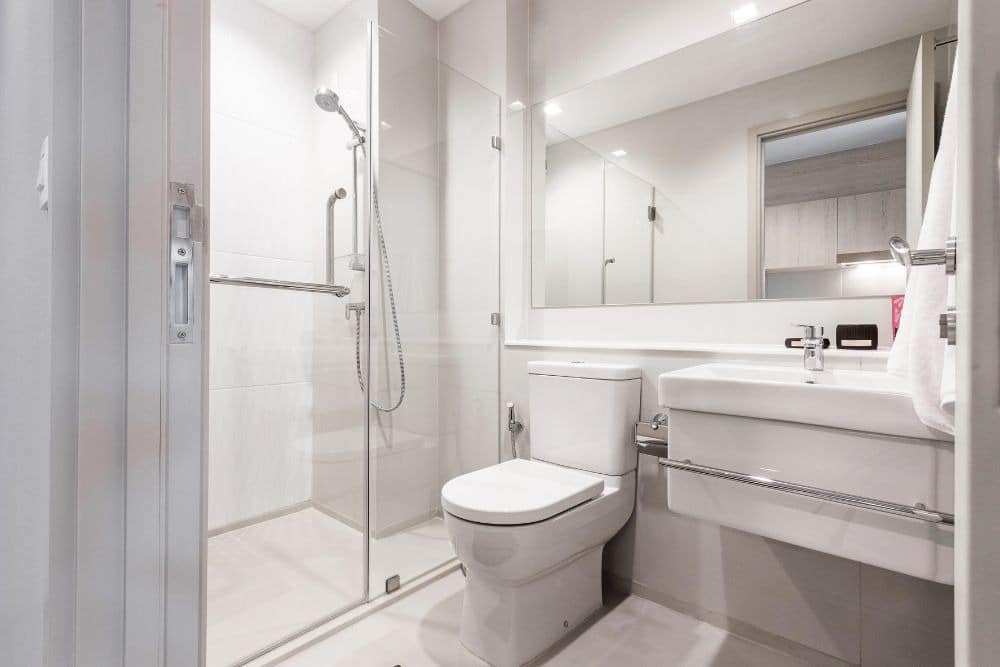 budget bathroom remodel